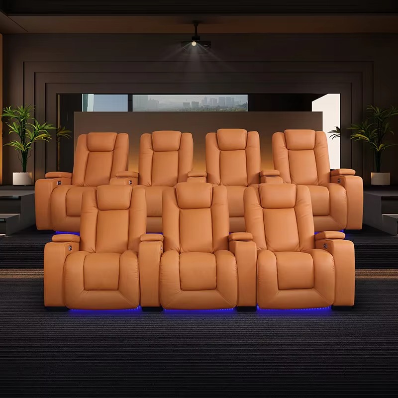 Divani Reclinabili Manuali di  - Home Cinema Recliners recensione e prezzo