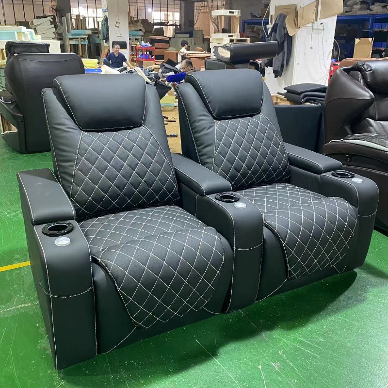 Poltrona Reclinabile da Cinema - Home Cinema Recliners recensione e prezzo