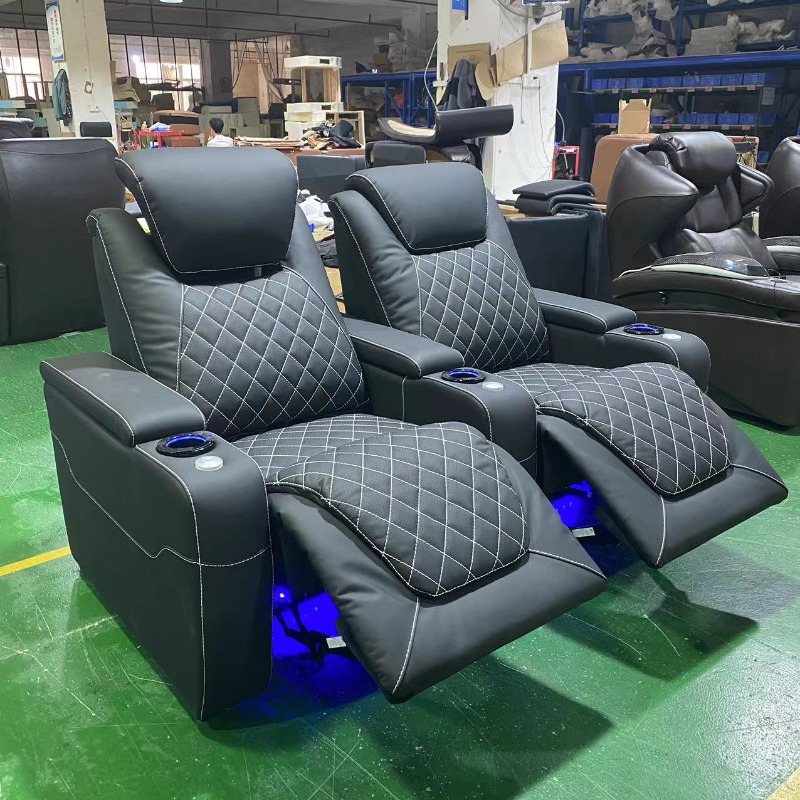 Poltrona Reclinabile da Cinema - Home Cinema Recliners recensione e prezzo